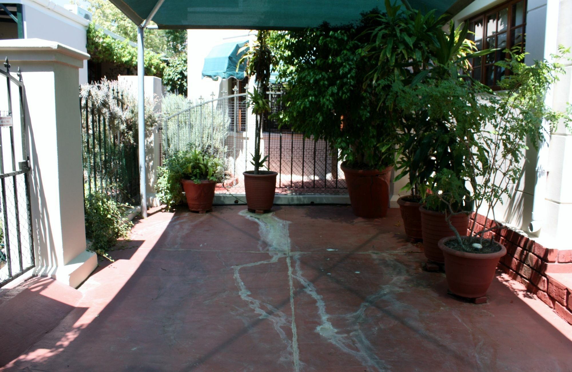 מונטאגו Somerset Lodge מראה חיצוני תמונה