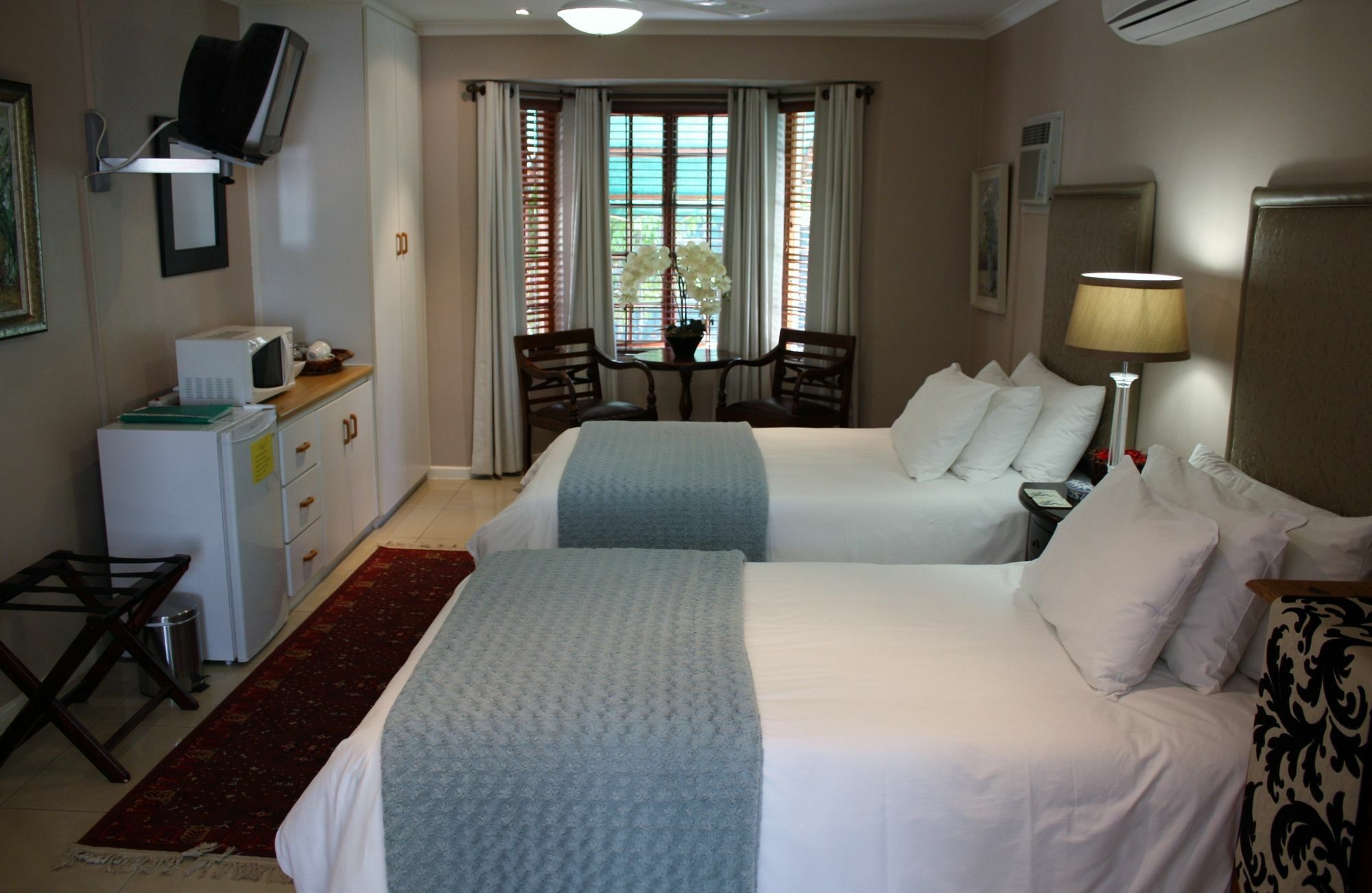 מונטאגו Somerset Lodge מראה חיצוני תמונה